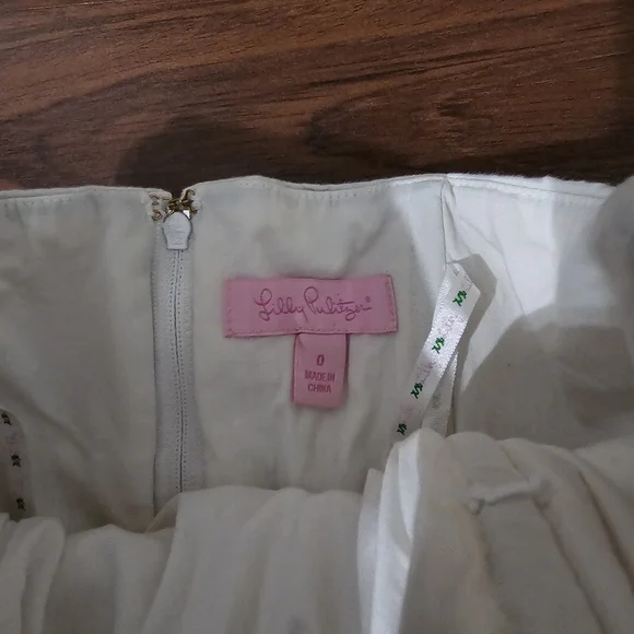 Lilly Pulitzer White Interior Dress with Pink Label - Picture 2 of 3